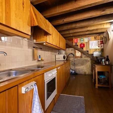 Casa Da Aldeia “povoa Dao” 홀리데이파크