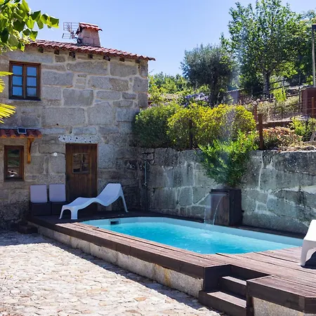 Casa Da Aldeia “povoa Dao” *